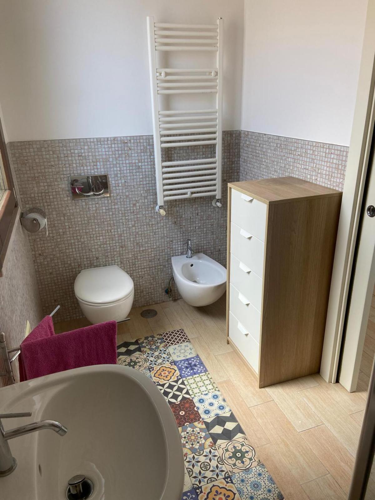 Attico Liberty Guest House Brindisi Luaran gambar